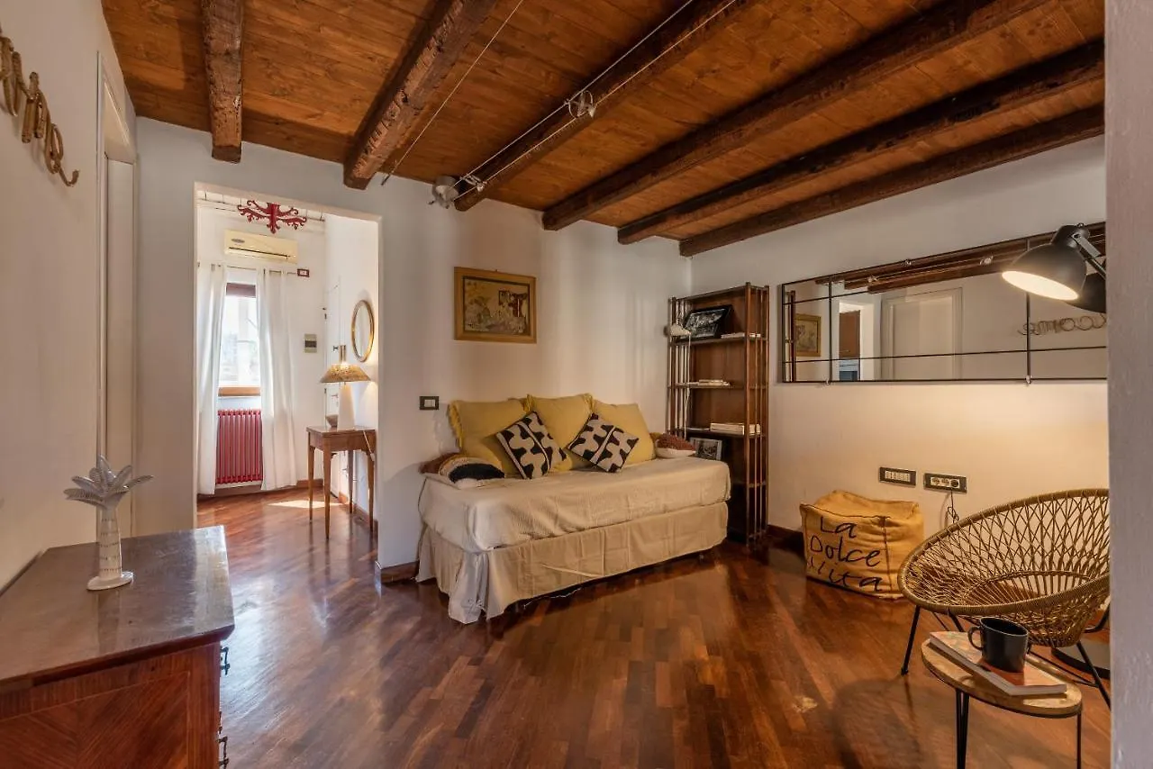 Santa Teresa Apartment With Terrace By Wonderful Italy Palermo