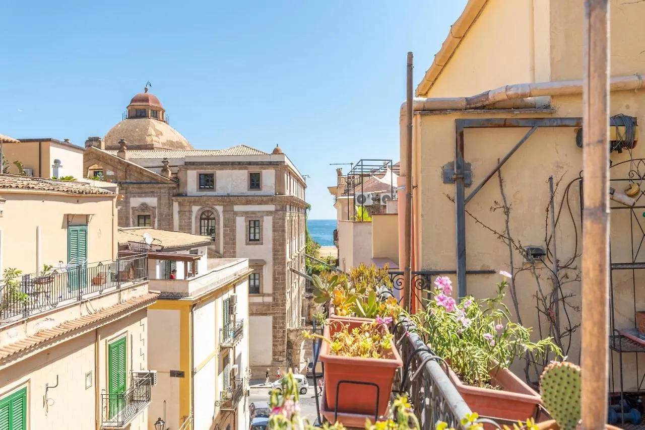 Santa Teresa Apartment With Terrace By Wonderful Italy باليرمو